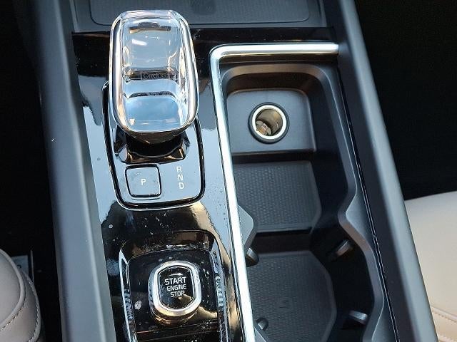 2026 Volvo XC60 B5 AWD Plus