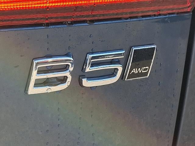 2026 Volvo XC60 B5 AWD Plus