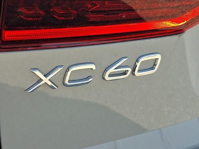 2026 Volvo XC60 B5 AWD Plus