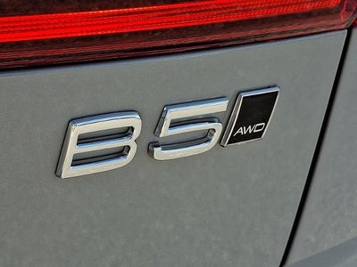 2026 Volvo XC60 B5 AWD Plus