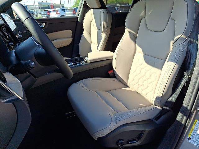 2026 Volvo XC60 B5 AWD Plus