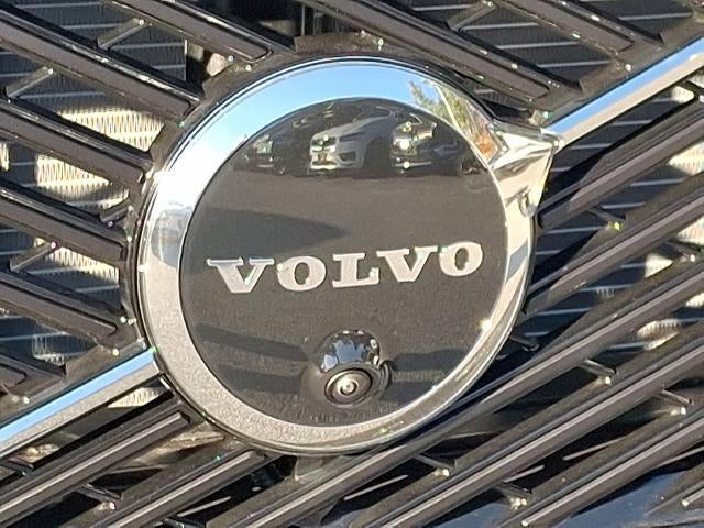 2026 Volvo XC60 B5 AWD Plus