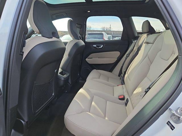 2026 Volvo XC60 B5 AWD Plus