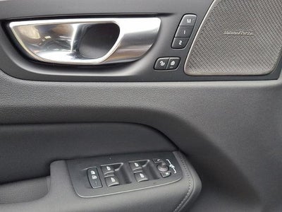 2026 Volvo XC60 B5 AWD Plus