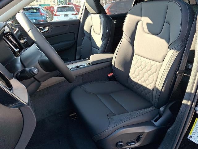 2026 Volvo XC60 B5 AWD Plus