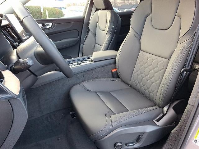 2026 Volvo XC60 B5 AWD Plus