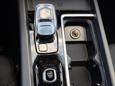 2026 Volvo XC60 B5 AWD Plus