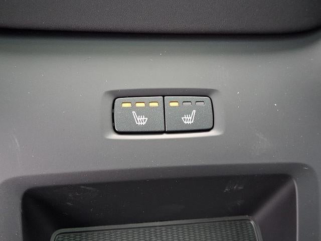 2026 Volvo XC60 B5 AWD Plus