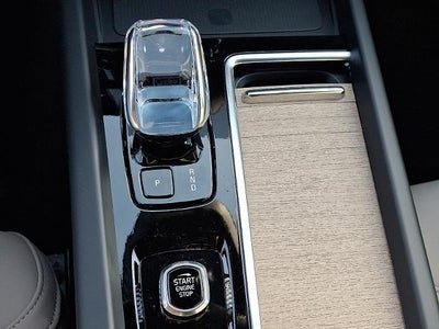 2026 Volvo XC60 B5 AWD Plus