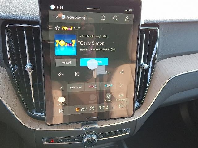 2026 Volvo XC60 B5 AWD Plus