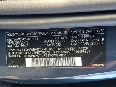 2026 Volvo XC60 B5 AWD Plus