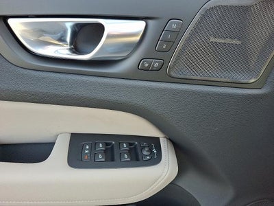 2026 Volvo XC60 B5 AWD Plus