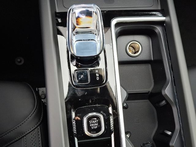 2026 Volvo XC60 B5 AWD Plus