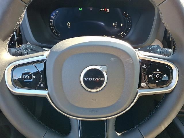 2026 Volvo XC60 B5 AWD Plus