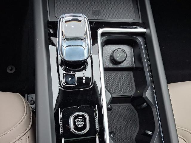 2026 Volvo XC60 B5 AWD Plus