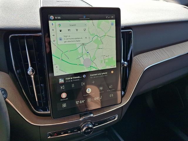 2026 Volvo XC60 B5 AWD Plus
