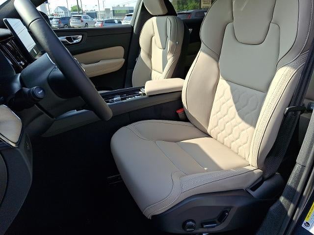 2026 Volvo XC60 B5 AWD Plus