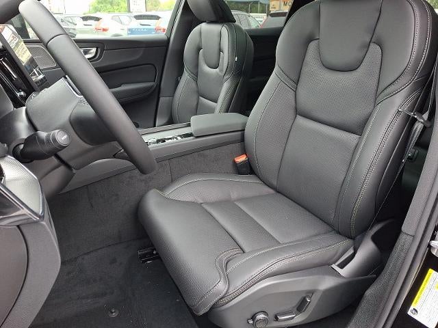 2026 Volvo XC60 B5 AWD Ultra Black Edition