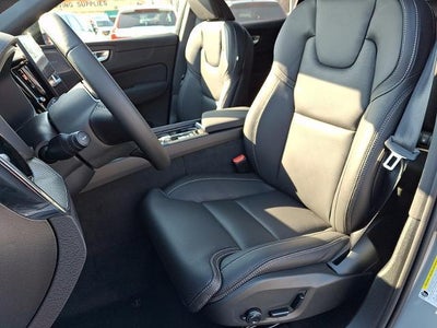 2026 Volvo XC60 B5 AWD Ultra Black Edition