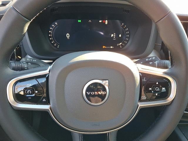 2026 Volvo XC60 B5 AWD Ultra Black Edition