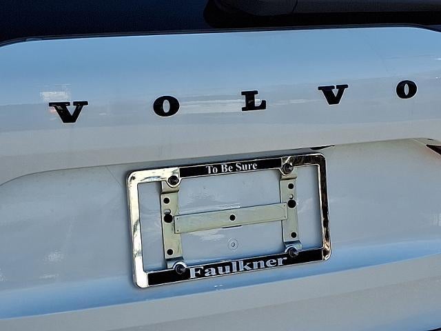 2026 Volvo XC60 B5 AWD Ultra Black Edition