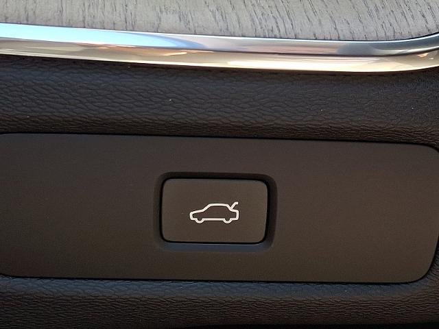 2026 Volvo XC60 B5 AWD Core