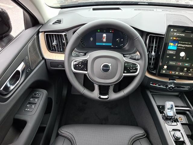 2026 Volvo XC60 B5 AWD Ultra