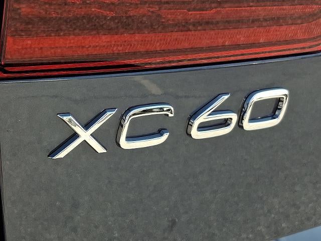 2026 Volvo XC60 B5 AWD Ultra
