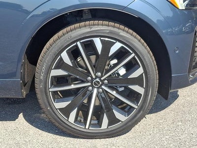 2026 Volvo XC60 B5 AWD Ultra