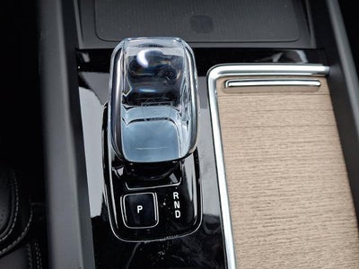 2026 Volvo XC60 B5 AWD Ultra