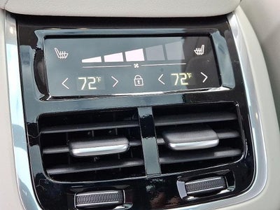 2026 Volvo XC60 B5 AWD Ultra