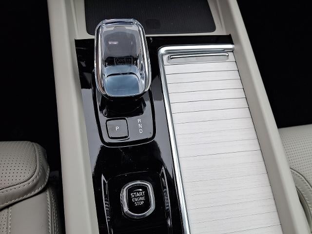 2026 Volvo XC60 B5 AWD Ultra