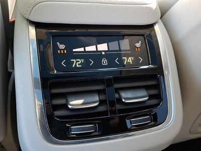 2026 Volvo XC60 B5 AWD Ultra