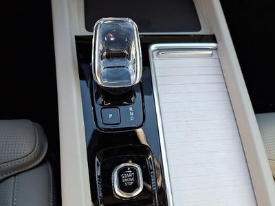 2026 Volvo XC60 B5 AWD Ultra