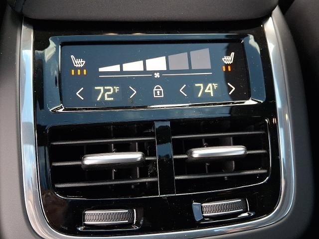 2026 Volvo XC60 B5 AWD Ultra