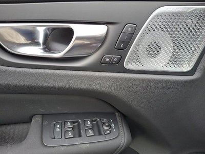 2026 Volvo XC60 B5 AWD Ultra