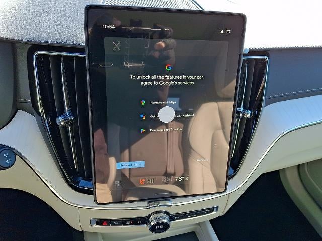 2026 Volvo XC60 B5 AWD Ultra