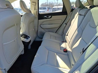 2026 Volvo XC60 B5 AWD Ultra