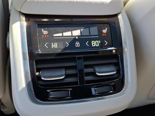 2026 Volvo XC60 B5 AWD Ultra