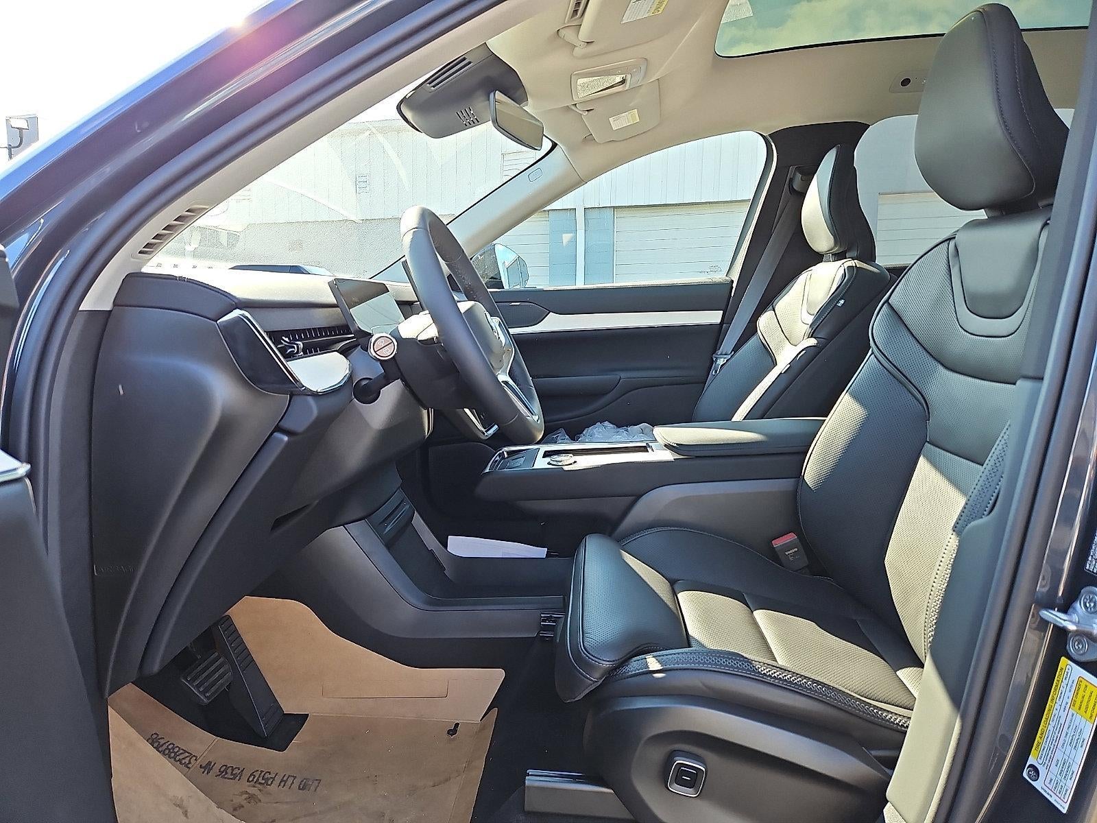 2026 Volvo EX90 Twin Motor Ultra 6-Seater
