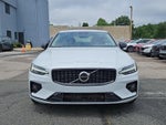 2024 Volvo S60 B5 FWD Core Dark Theme