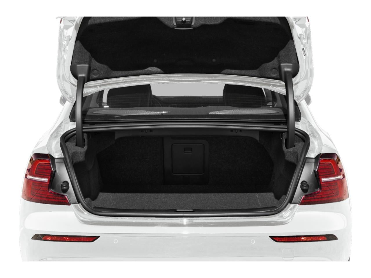 2024 Volvo S60 B5 FWD Core Dark Theme