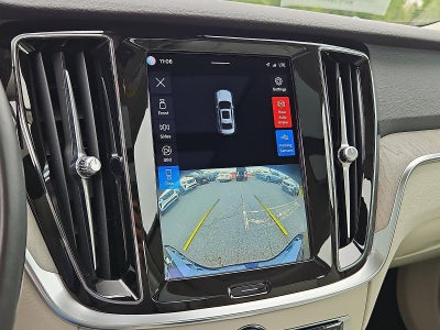2023 Volvo S60 B5 AWD Plus Dark Theme