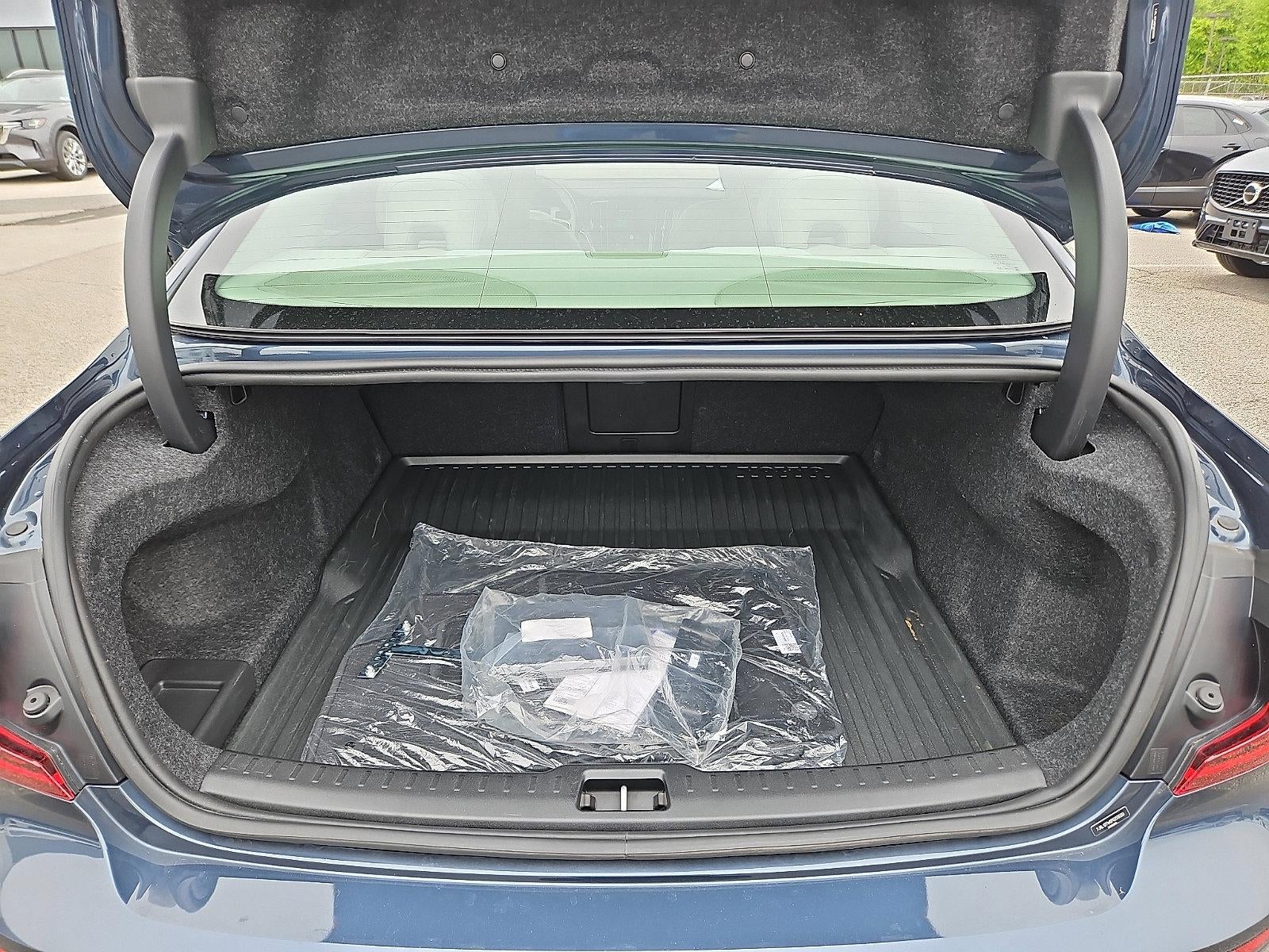 2023 Volvo S60 B5 AWD Plus Dark Theme