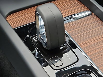 2022 Volvo S60 B5 AWD Momentum