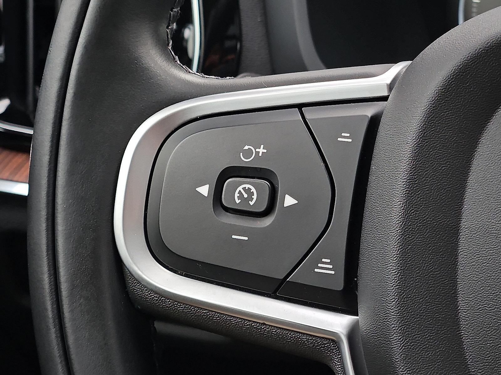 2022 Volvo S60 B5 AWD Momentum