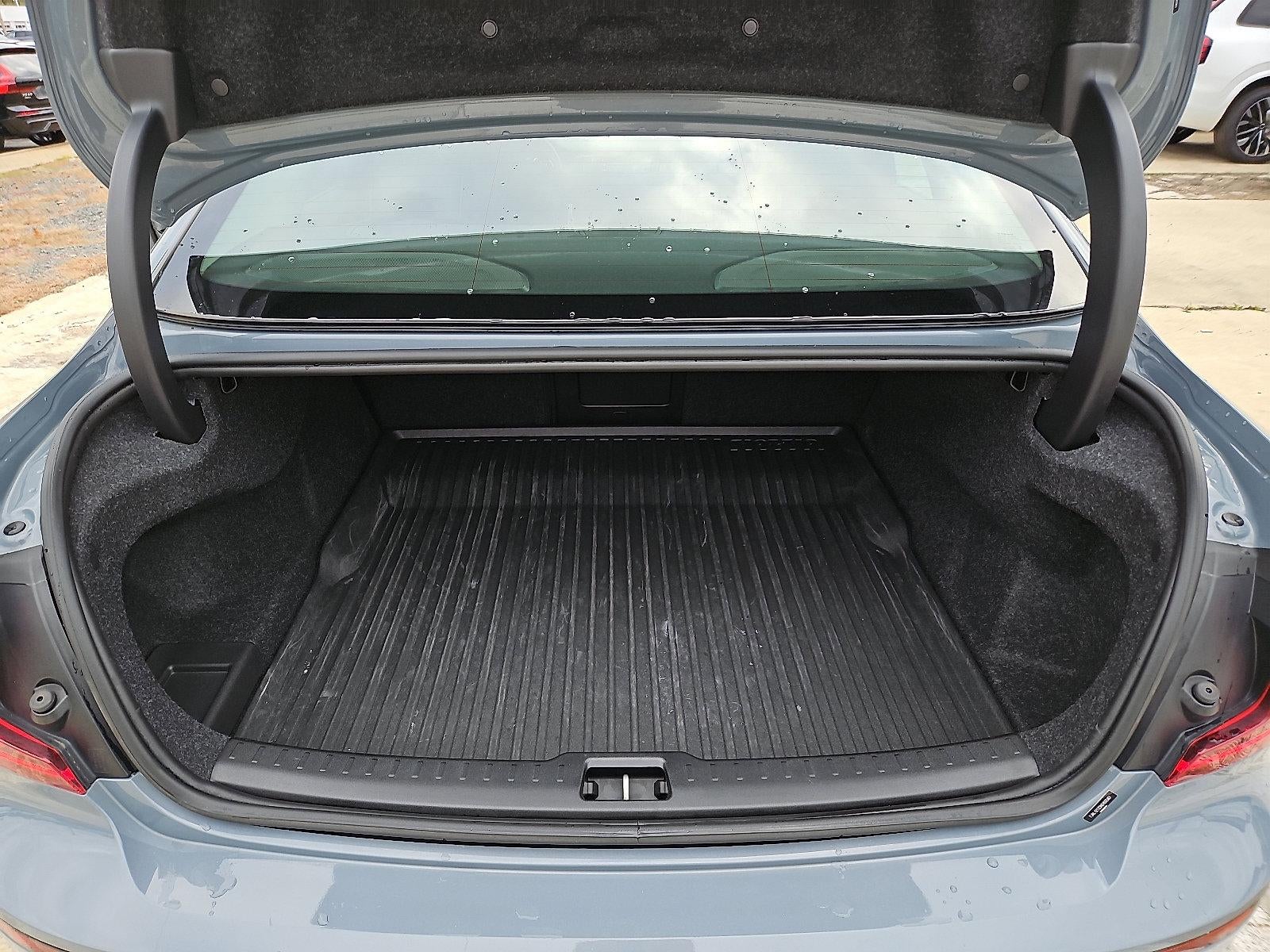 2022 Volvo S60 B5 AWD Momentum