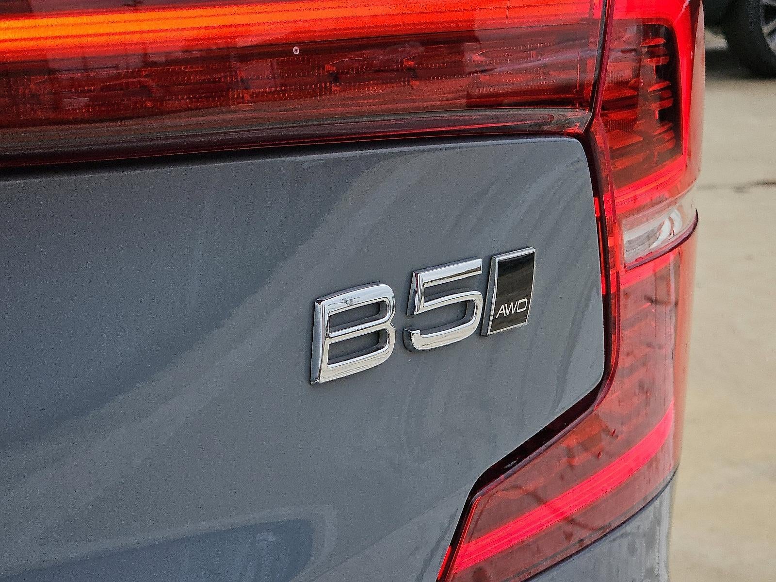 2022 Volvo S60 B5 AWD Momentum