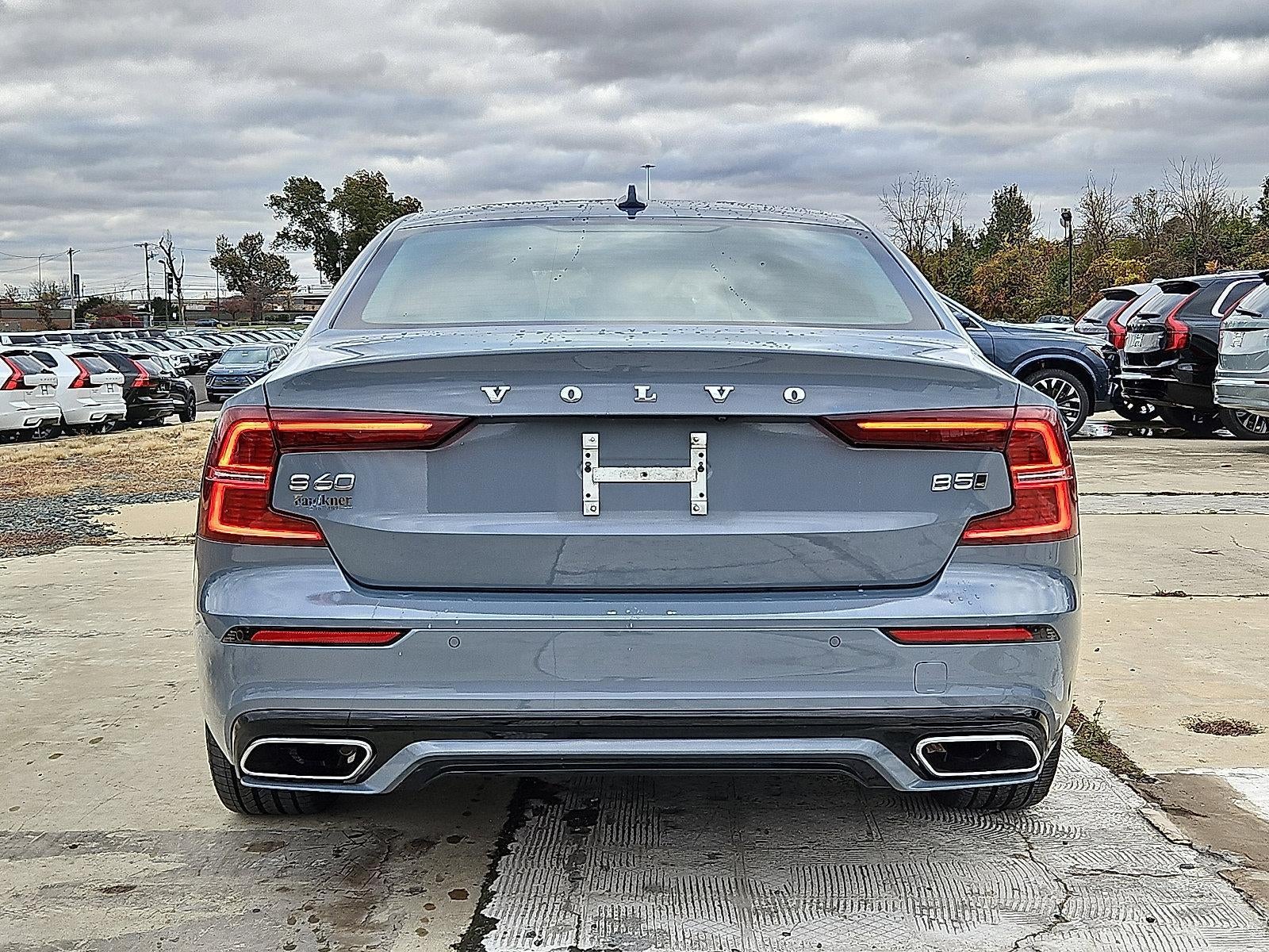 2022 Volvo S60 B5 AWD Momentum