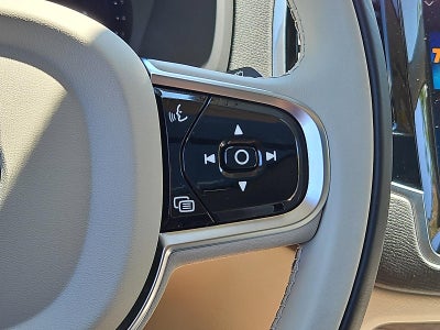 2023 Volvo XC90 B6 AWD Plus 6P